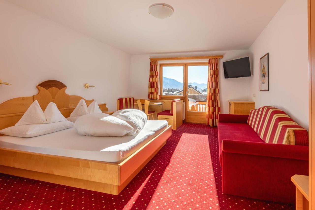 Hotel Schwarzer Adler 雷西亚 外观 照片