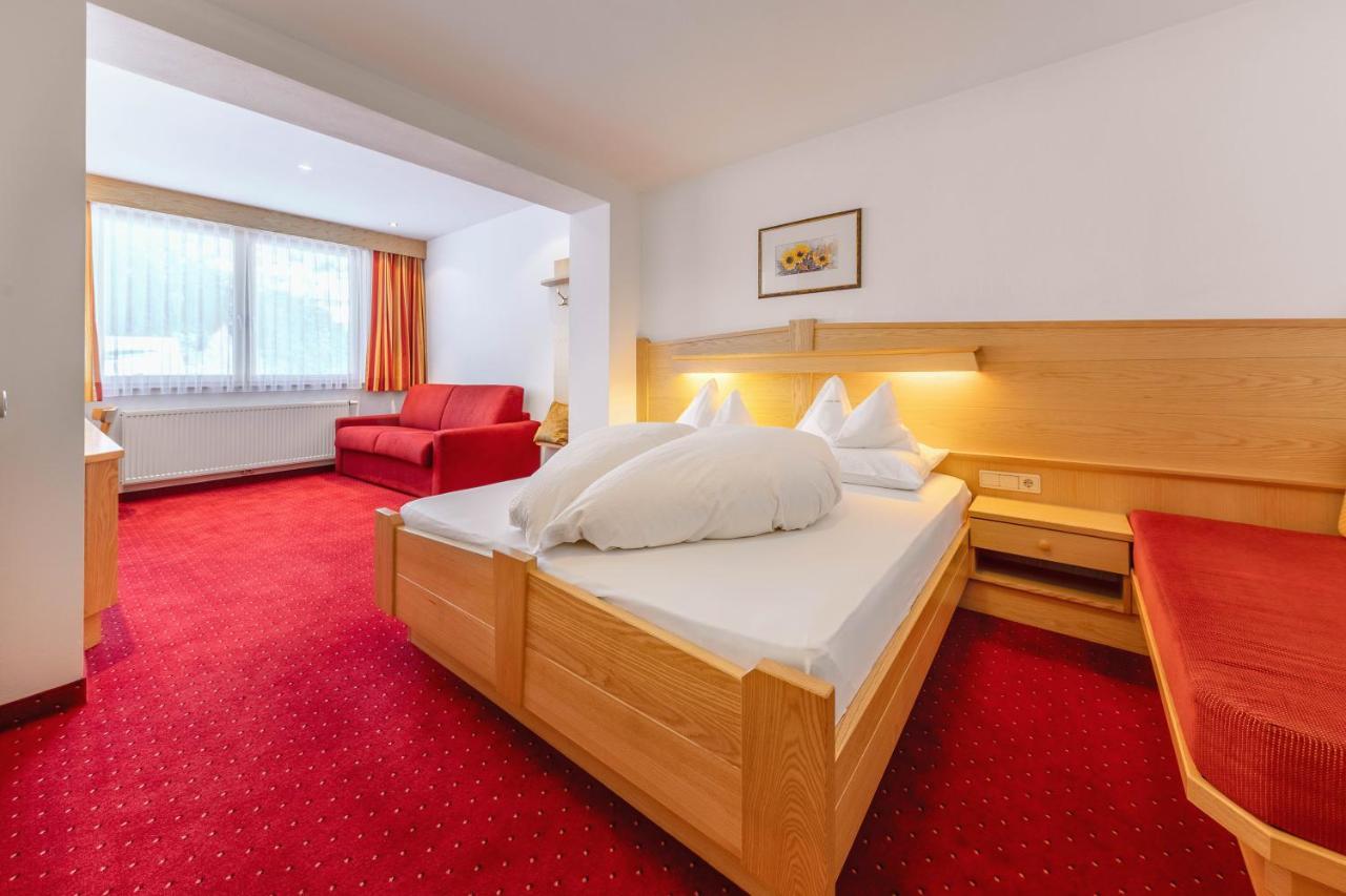 Hotel Schwarzer Adler 雷西亚 外观 照片